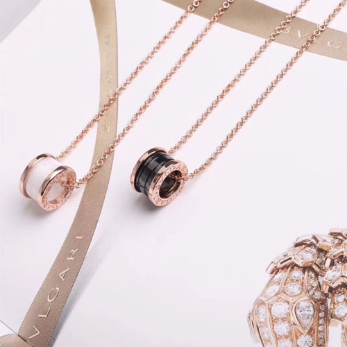 불가리 신상 목걸이 B70580