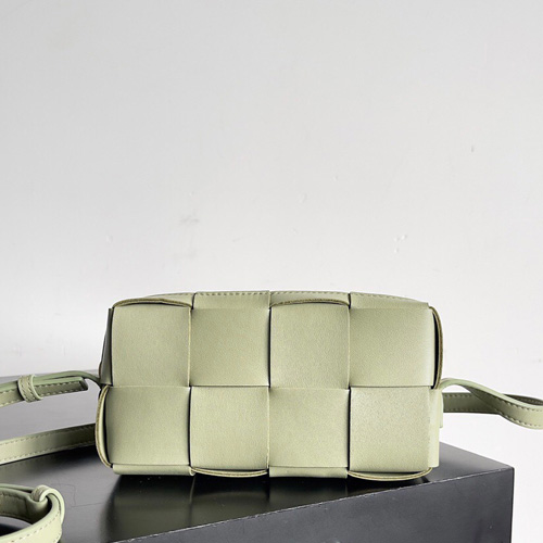 보테가 카세트 미니 크로스바디 백 755031-5