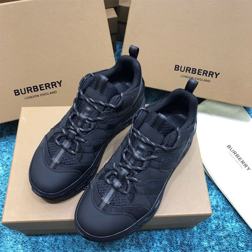 버버리 남성용 신상 스니커즈 801096464-2 블랙