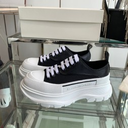 알렉산더 맥퀸  남여공용 스니커즈 586441-2