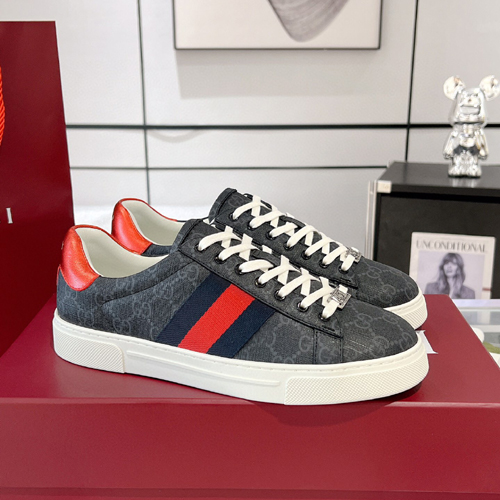 구찌 신발 남성 스니커즈 670526-1