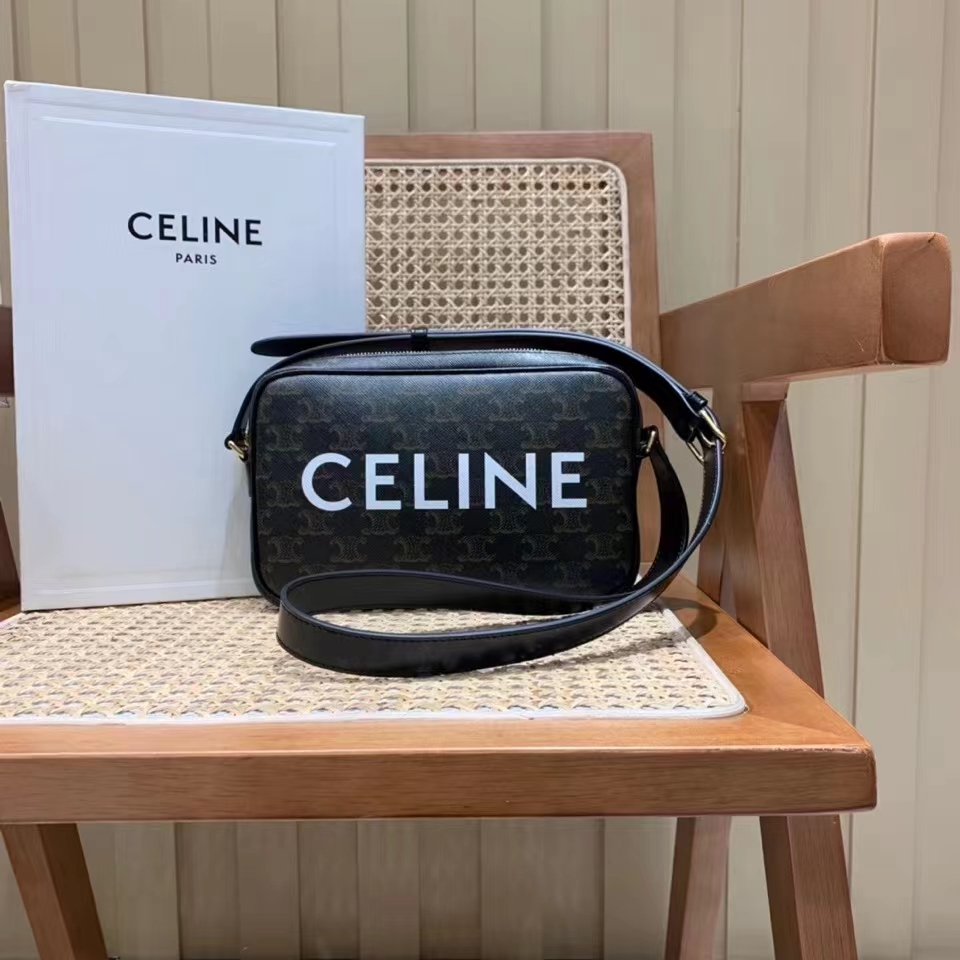 셀린느 트리옴페 캔버스 미디엄 메신저백 194502