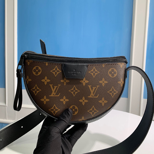 루이비통 LV 문 크로스바디 M23835-1