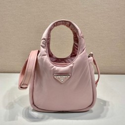 프라다 나일론 스몰 패디드 백 1BA359-11