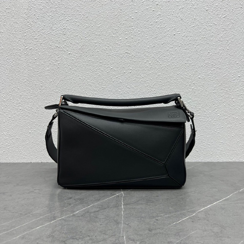 로에베 퍼즐백 미듐 11023-1