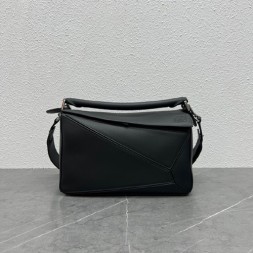 로에베 퍼즐백 미듐 11023-1