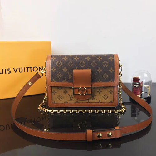 루이비통 도핀 MM  M44391