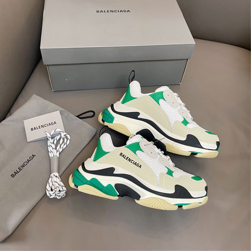 발렌시아가 남여공용 신상 트리플S 604900-5