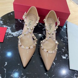 발렌티노 신상 펌프스 2S0S23 베이지