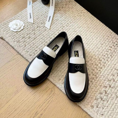 샤넬 여성용 로퍼 G34553