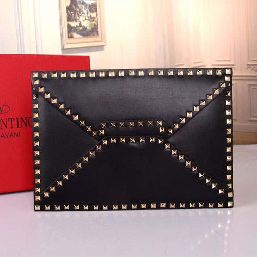 발렌티노 락스터드 신상 클러치백 NW28166 블랙 금장