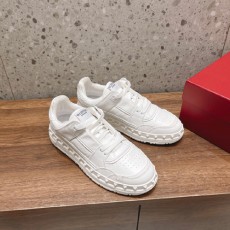 발렌티노 남여공용 스니커즈 V0945-1