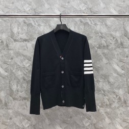 톰브라운 남여공용 가디건 TB8696 블랙