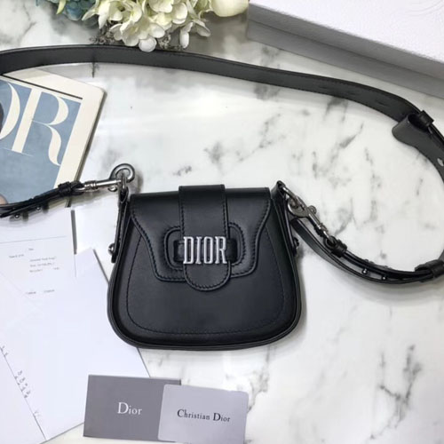 디올 송아지 가죽 D-FENCE 미니 새들백 M6500 블랙 은장