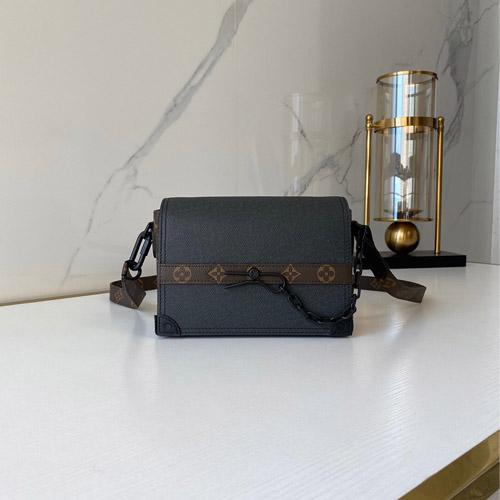 루이비통 크로스바디백 M30718 블랙