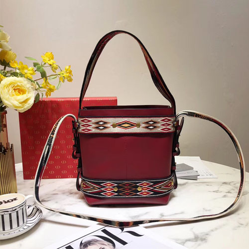 디올 송아지 가죽  호보백 M5871 레드