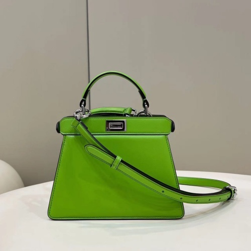 펜디 피카부 I See U 쁘띠 8BN335-6