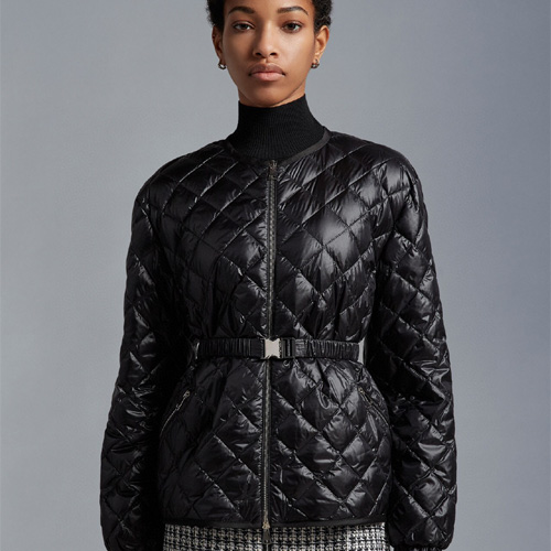 몽클레어 여성용 파퀴스 경량패딩 MC3631