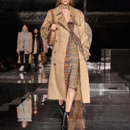 버버리  여성용 트렌치코트  80019077