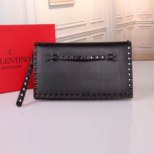 발렌티노 락스터드 미듐 클러치백 PW0B0399 블랙 메탈