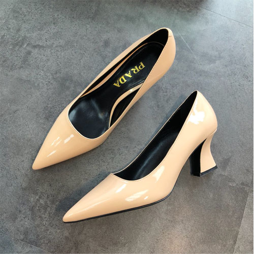 프라다 신상 펌프스 F0743-2 베이지