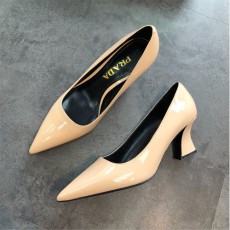 프라다 신상 펌프스 F0743-2 베이지