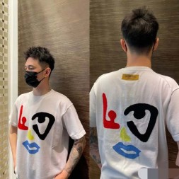 루이비통  남여공용 반팔  M10176-2