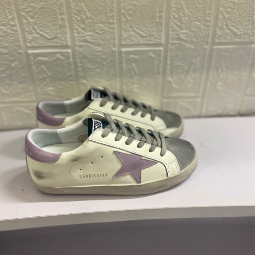 골든구스 남여공용 스니커즈 G306060