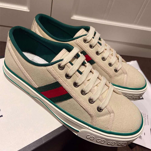 구찌 여성용 구찌 테니스 1977 스니커즈 606110