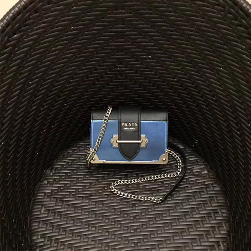 프라다 18S/S 카이에 숄더백 1BH018 블루