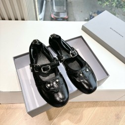 발렌시아가 여성용 플랫 656082-2