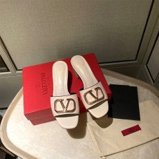 발렌티노 신상 슬리퍼 2S0S32-1