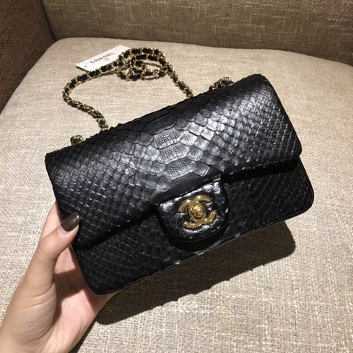 샤넬 CF20 스네이크가죽 점보백 A1116 블랙 금장