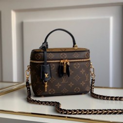 루이비통 2020S/S 최신상 코스메틱백 M42264