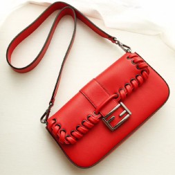 펜디 신상 바게트 숄더백 8BR60087 레드