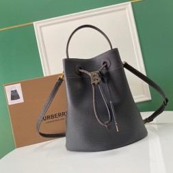 버버리 스몰 TB 버킷 백 80706321-2