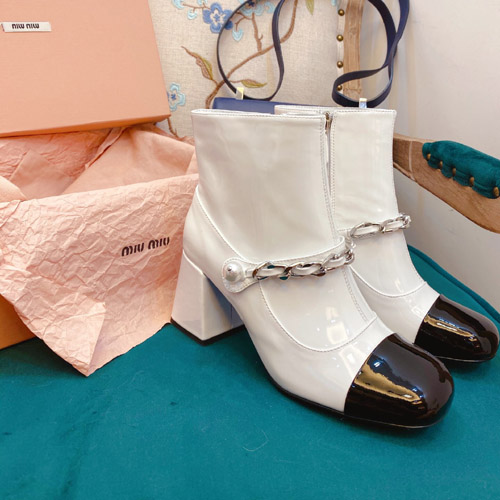 미우미우 신상 앵글부츠 57225-2