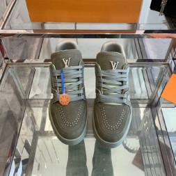 루이비통 남여공용 스니커즈 M0571-3