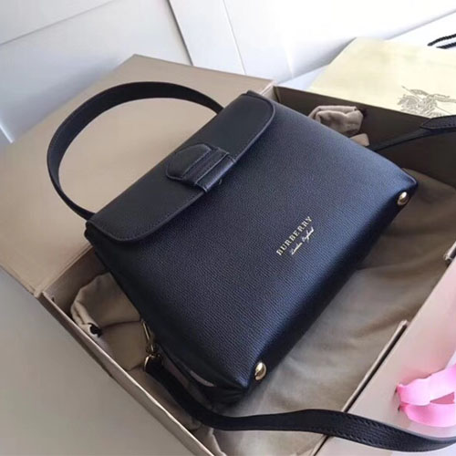 버버리 스몰 투톤 가죽 하우스 체크 토트 40684641