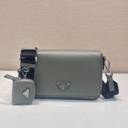 프라다 남성용 메신저백 2VD059 그레이