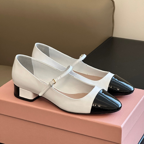 미우미우 신상 로퍼 57248-2