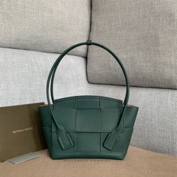 보테가 프렌치 카프 아르코 33 백 575943 그린