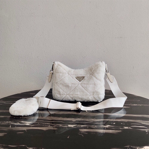 프라다 포코노 퀼팅 패치 숄더백 1BC151 화이트