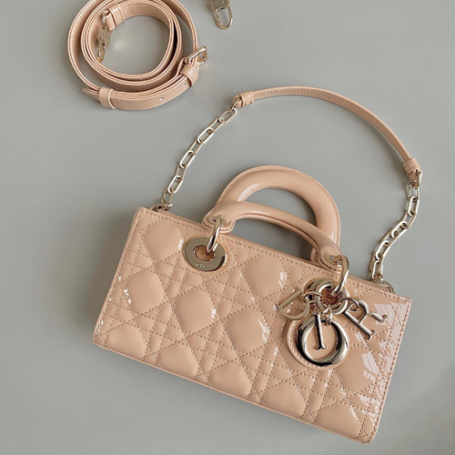 디올  LADY D-JOY 스몰백 M0613 유광 핑크