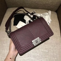 샤넬 보이 미듐 V패턴 플랩백 A67086 버건디 은장