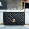  샤넬 22K 시즌 체인 WOC AP3043 블랙