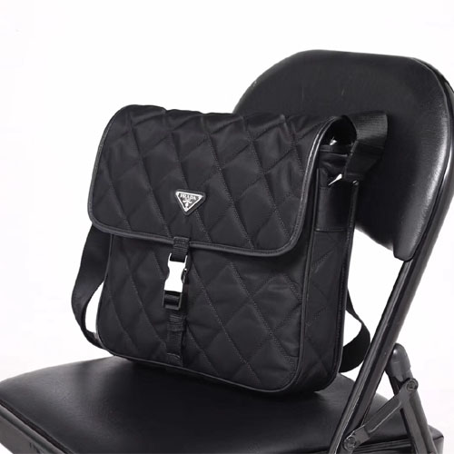 프라다 신상 크로스백 VA0951 블랙