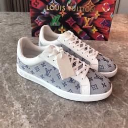 루이비통 남성용 신상 스니커즈 M0244
