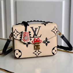 루이비통 LV 크래프티 포쉐트 메티스 M45385 크림