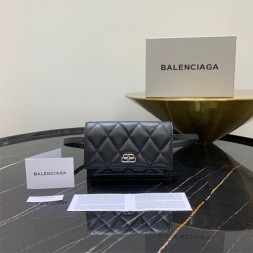 발렌시아가 퀼팅 벨트백 92930 블랙